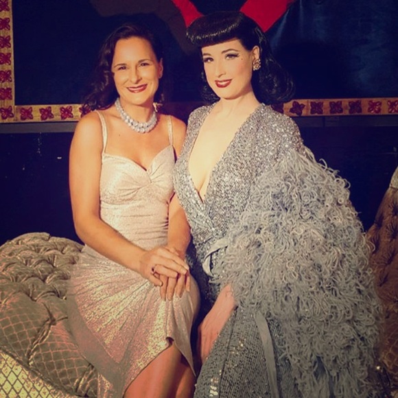 Meet your Posher, Linsey - Picture 1 of 4